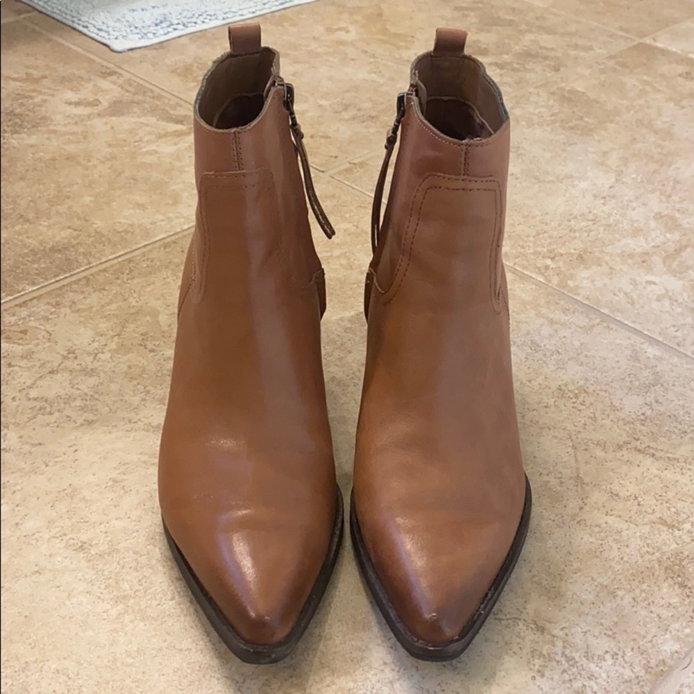 Western Walden Sam Edelman tan cognac cowboy boot